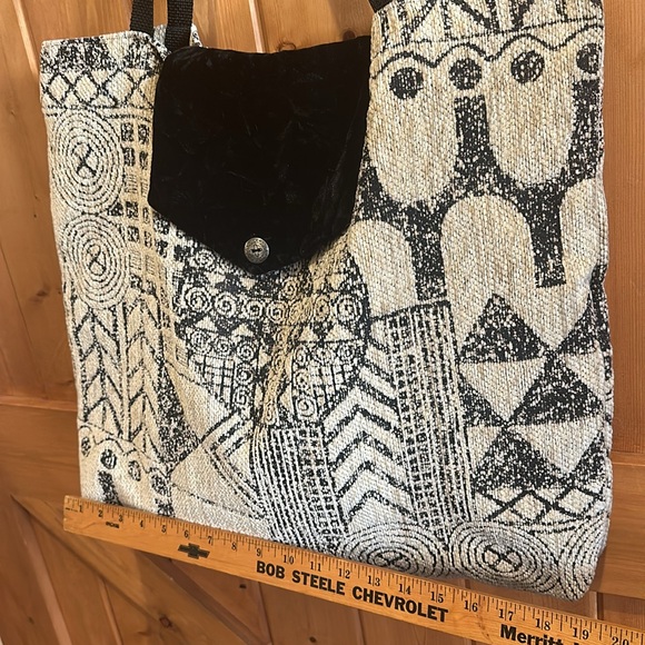 Beautiful cream black artsy tote bag weekender cruise beach - Picture 7 of 9